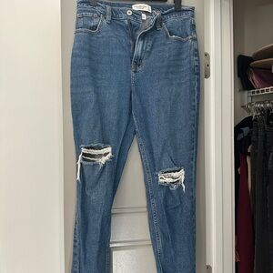 Abercrombie Women's Blue Distressed Jeans